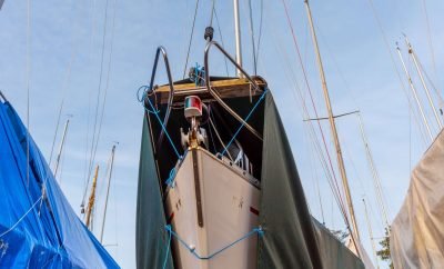 Kost een een kajuitzeilboot meer dan €1500,- p/j?